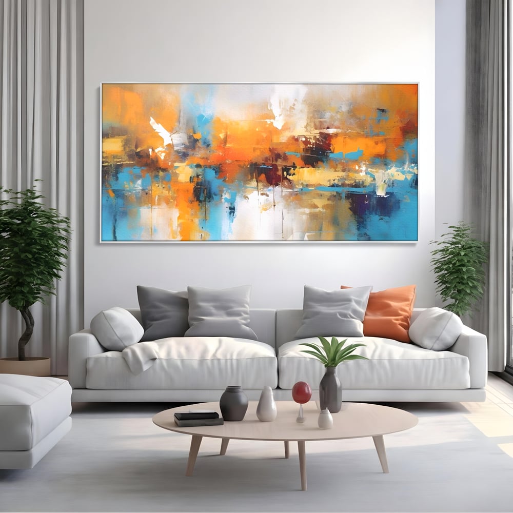 Tablou canvas cu tablou canvas abstract orizontal, in rama de aluminiu argintiu, pe perete intr-un living